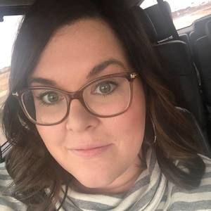 Meet your Posher, Dena